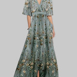 Lea | Elegantna maxi obleka z srednjimi rokavi ob morju
